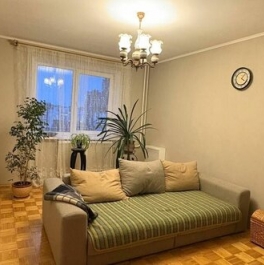 Продажа 3-комн квартиры на вторичном рынке Планерная улица,  д. 71 к3