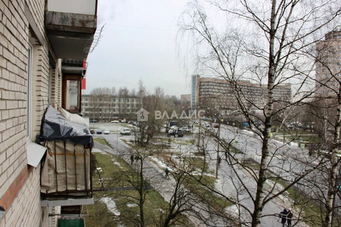 Продажа 2-комн квартиры на вторичном рынке ул. Авангардная,  д. 27