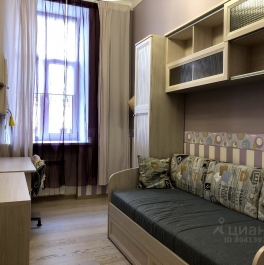 Продажа 3-комн квартиры на вторичном рынке Конюшенная Б. ул, д. 13 Продажа 3-комн квартиры на вторичном рынке Конюшенная Б. ул, д. 13