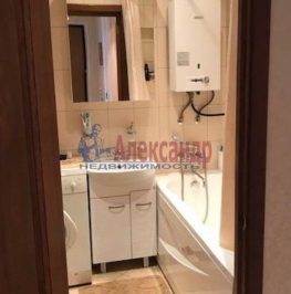 Продажа 3-комн квартиры на вторичном рынке Карташихина ул. ,  д. 10/97