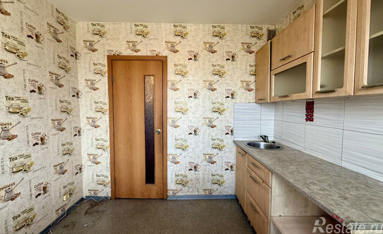 Продажа 3-комн квартиры на вторичном рынке Красное Село г, Спирина ул,  д. 5,  к. 1