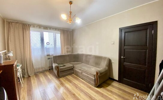 Продажа 1-комн квартиры на вторичном рынке Серпухов, Весенняя улица,  д. 8