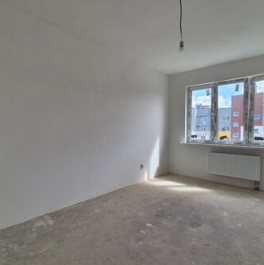 Продажа 3-комн квартиры на вторичном рынке Янино-2, Рябиновая улица,  д. 8 к4