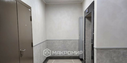 3-комн квартира Исполкомская улица,  д. 17