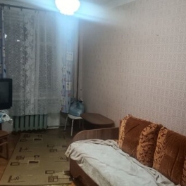 Продажа 2-комн квартиры на вторичном рынке Кириши, ул Романтиков,  д. 7