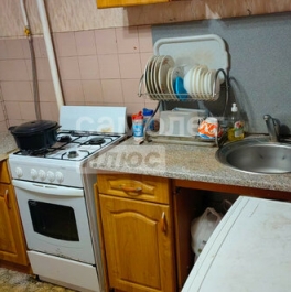 Продажа 3-комн квартиры на вторичном рынке 50 лет Октября ул,  д. 5