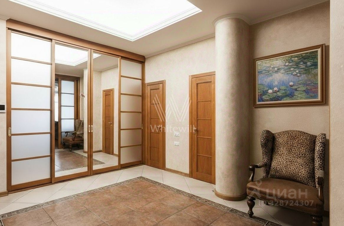 Продажа 5-комн квартиры на вторичном рынке Рублевское шоссе, 48/1