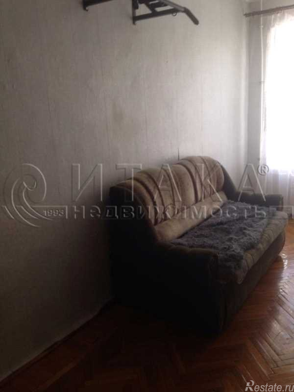 Продажа 4-комн квартиры на вторичном рынке Черняховского,  д. 52