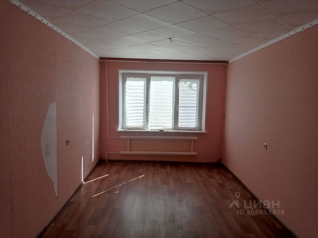 Продажа 3-комн квартиры на вторичном рынке с. Конобеево, улица Новые дома, 17