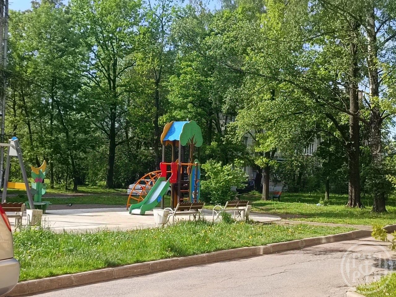 Продажа 3-комн квартиры на вторичном рынке Челябинская улица, 47