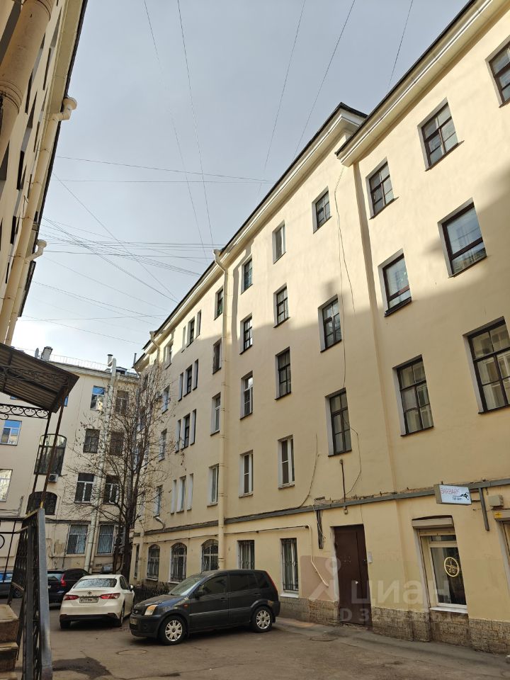 Продажа 5-комн квартиры на вторичном рынке улица Восстания, 9