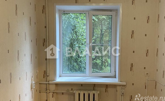 Продажа 2-комн квартиры на вторичном рынке улица Багрицкого,  д. 45