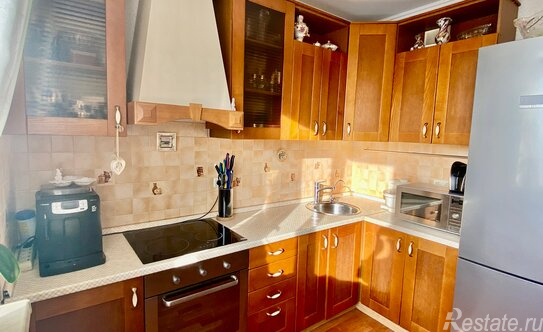 Продажа 1-комн квартиры на вторичном рынке Зеленоградский п, Институтская ул,  д. 11