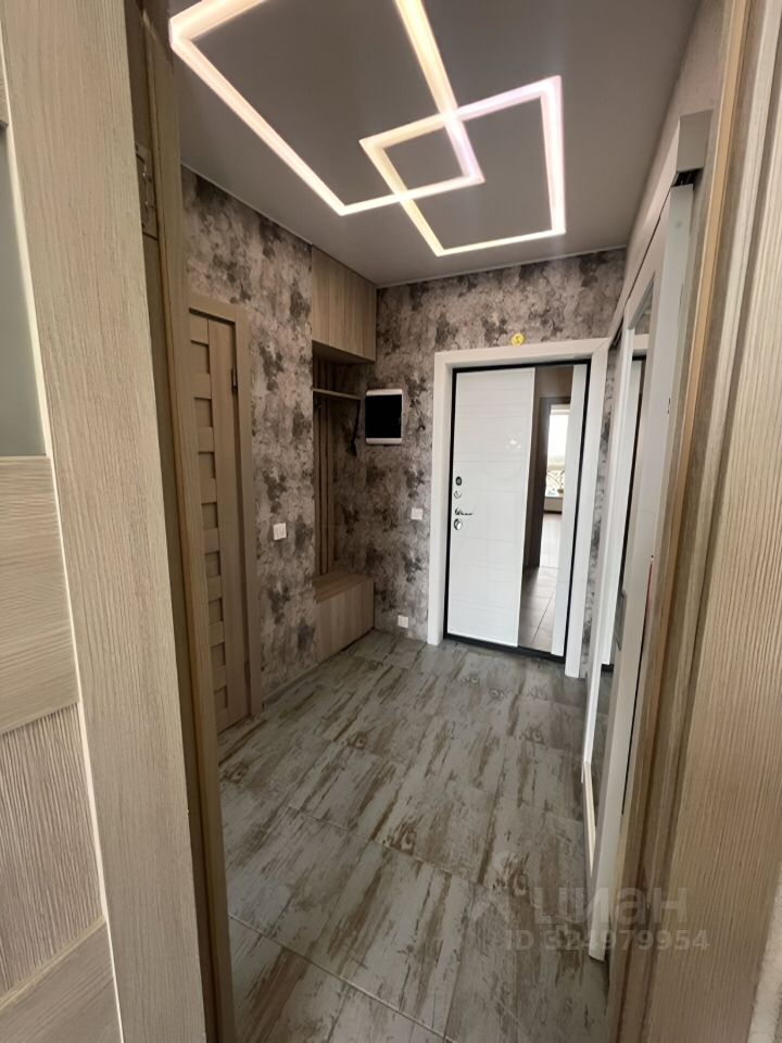 Продажа 2-комн квартиры на вторичном рынке Королев, улица Академика Легостаева, 8
