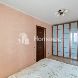 Продажа 2-комн квартиры на вторичном рынке улица Лобачевского,  д. 92 к2