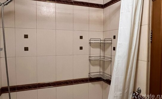 Продажа 2-комн квартиры на вторичном рынке б-р Матроса Железняка,  д. 27