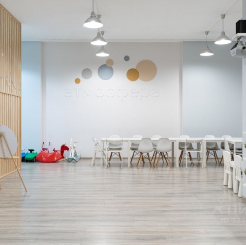 Помещение свободного назначения Есенина ул,  д. 1,  к. 1