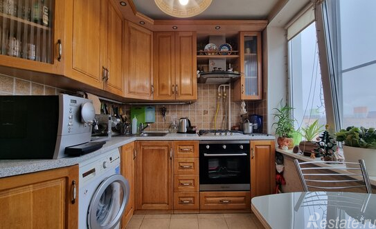 Продажа 2-комн квартиры на вторичном рынке 50 лет Октября ул,  д. 17