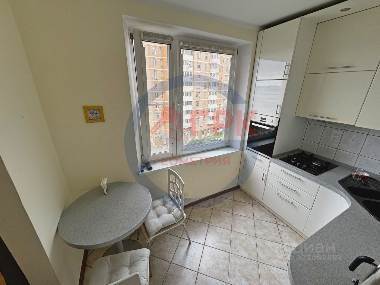 Продажа 2-комн квартиры на вторичном рынке Большая Переяславская улица, 17