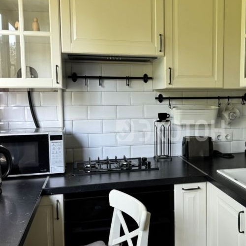 4-комн квартира проспект Ветеранов, 99