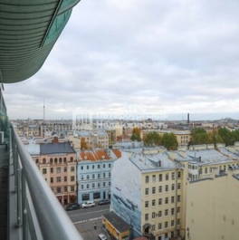 Продажа 4-комн квартиры на вторичном рынке Корпусная улица,  д. 9