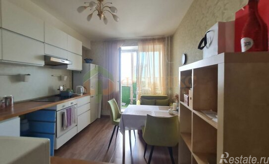 Продажа 1-комн квартиры на вторичном рынке улица Шелгунова,  д. 7