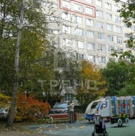 Продажа 3-комн квартиры на вторичном рынке Пражская улица,  д. 33