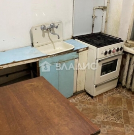 Продажа 1-комн квартиры на вторичном рынке ул Бассейная,  д. 81