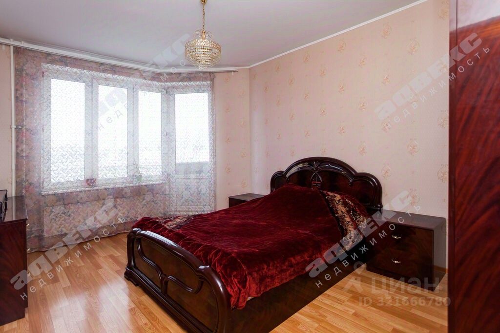 Продажа 2-комн квартиры на вторичном рынке улица Коммуны, 50