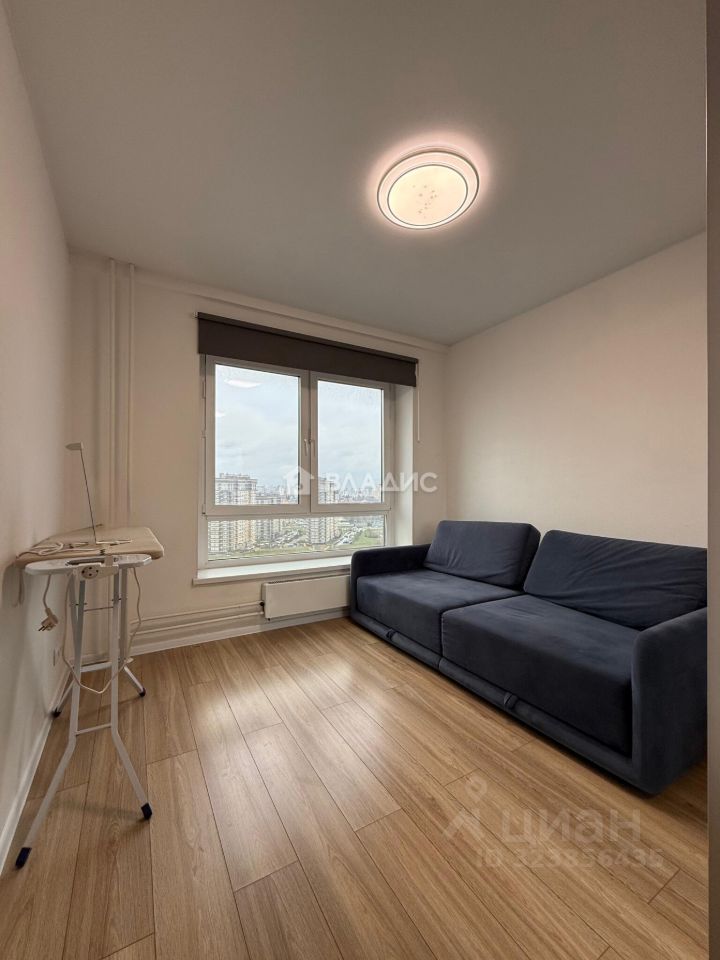 Продажа 3-комн квартиры на вторичном рынке Боровское шоссе, 2к2