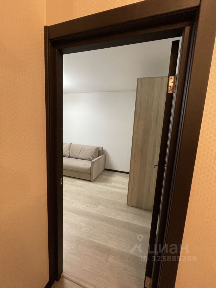 Продажа 1-комн квартиры на вторичном рынке Лобня, Молодежная улица, 14Б