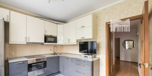 4-комн квартира ул Академика Комарова,  д. 3,  к. 2