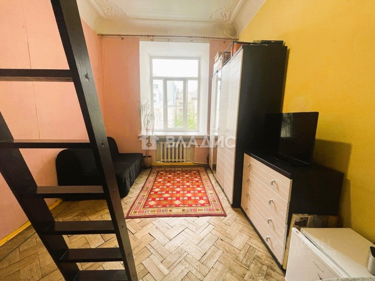Продажа комнаты Сергиевский Б. пер,  д. 11