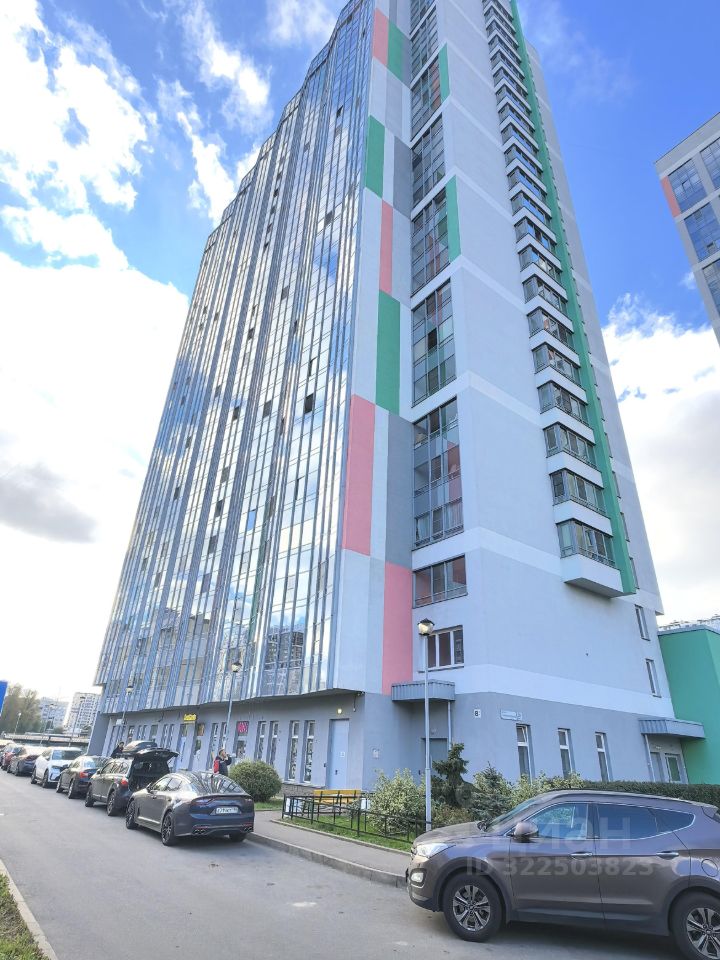 Продажа 2-комн квартиры на вторичном рынке Лабораторный проспект, 20к3