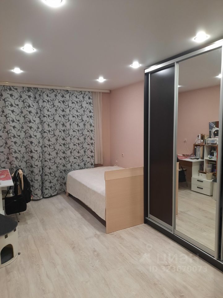 Продажа 2-комн квартиры на вторичном рынке Наро-Фоминск, улица Луговая, 3