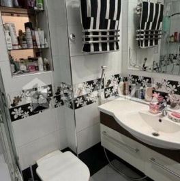 Продажа 2-комн квартиры на вторичном рынке Челюскинская улица,  д. 10 к2