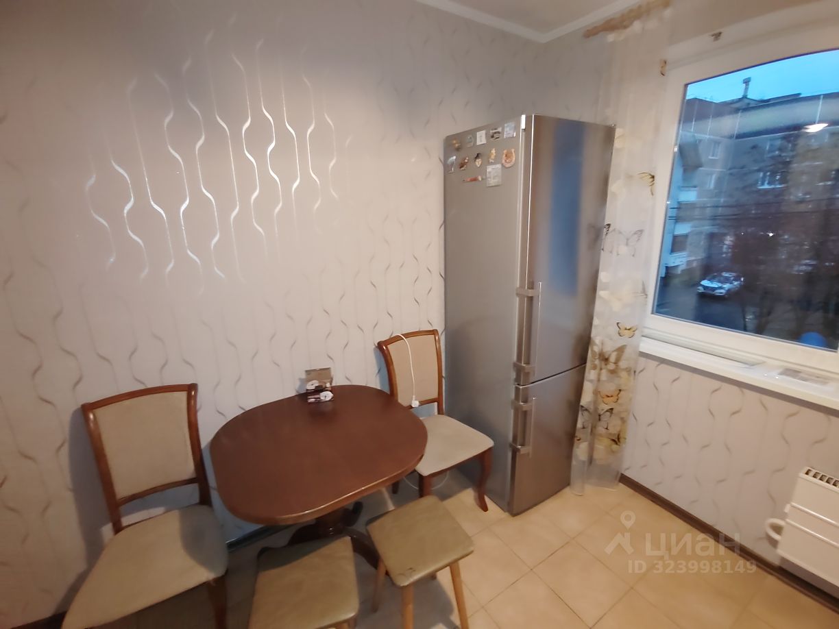 Аренда 1-комн квартиры на вторичном рынке Южнобутовская улица, 41