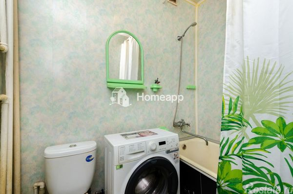 Продажа 2-комн квартиры на вторичном рынке Красногвардейский б-р,  д. 5к1