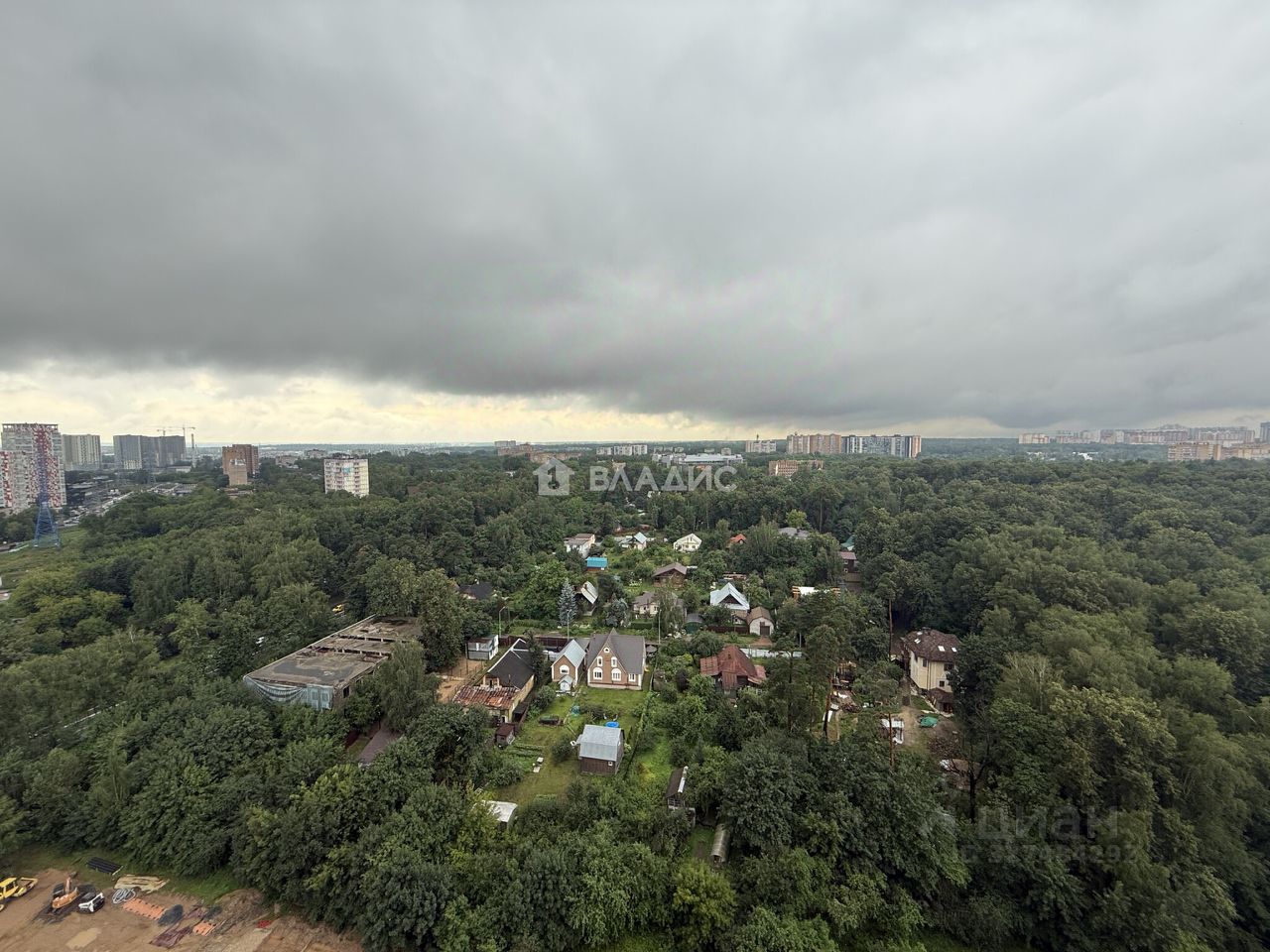 Продажа 4-комн квартиры на вторичном рынке Красногорск, Школьная улица, 9
