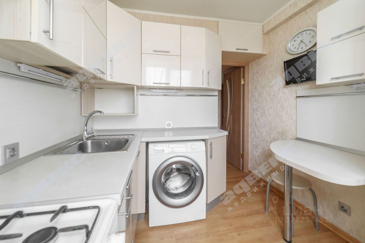 Продажа 3-комн квартиры на вторичном рынке улица Козлова, 51К1