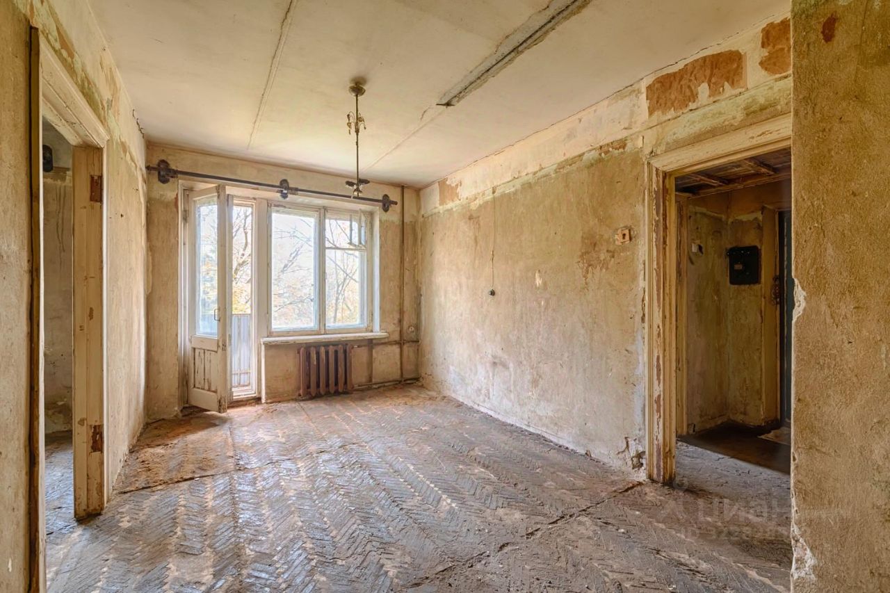 Продажа 2-комн квартиры на вторичном рынке улица Ферсмана, 1К2