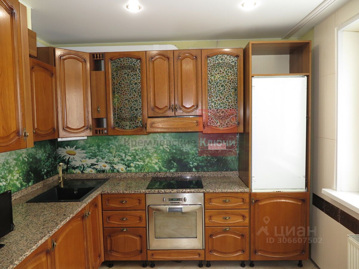 Продажа 3-комн квартиры на вторичном рынке улица Маршала Полубоярова, 4к2