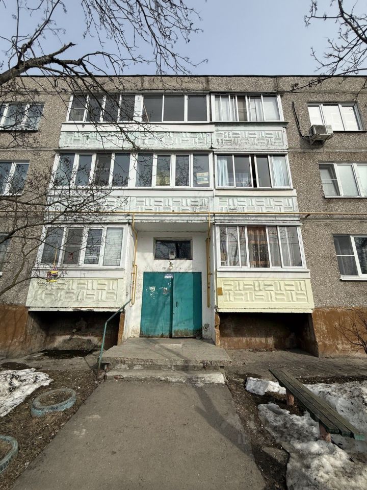Продажа 2-комн квартиры на вторичном рынке Колыберево мкр,  д. 8
