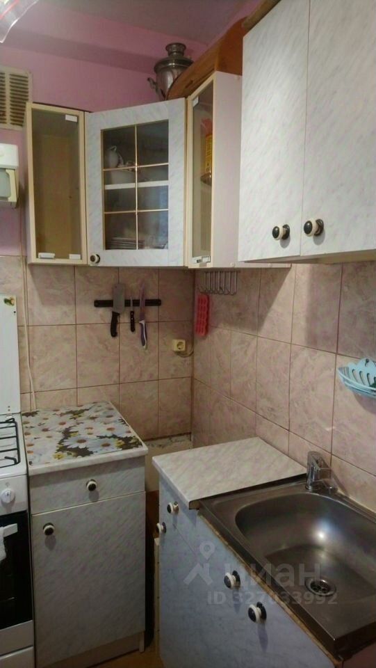 Продажа 3-комн квартиры на вторичном рынке улица Бурцева,  д. 16