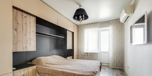 3-комн квартира улица Типанова,  д. 38