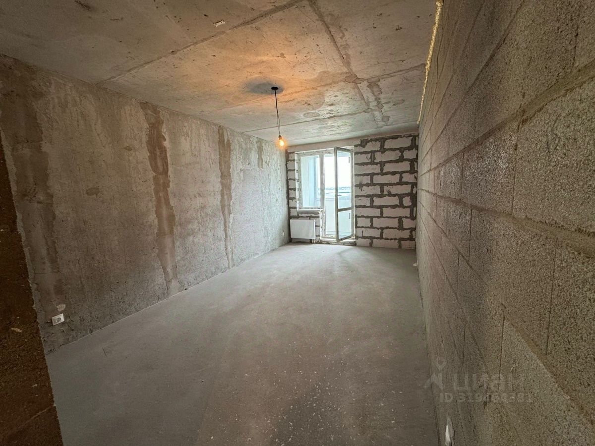 Продажа 1-комн квартиры на вторичном рынке пос. Янино-1, улица Заводская, 18к2