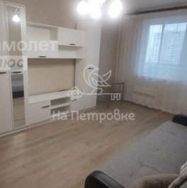 Аренда 2-комн квартиры на вторичном рынке Череповецкая улица,  д. 9/17