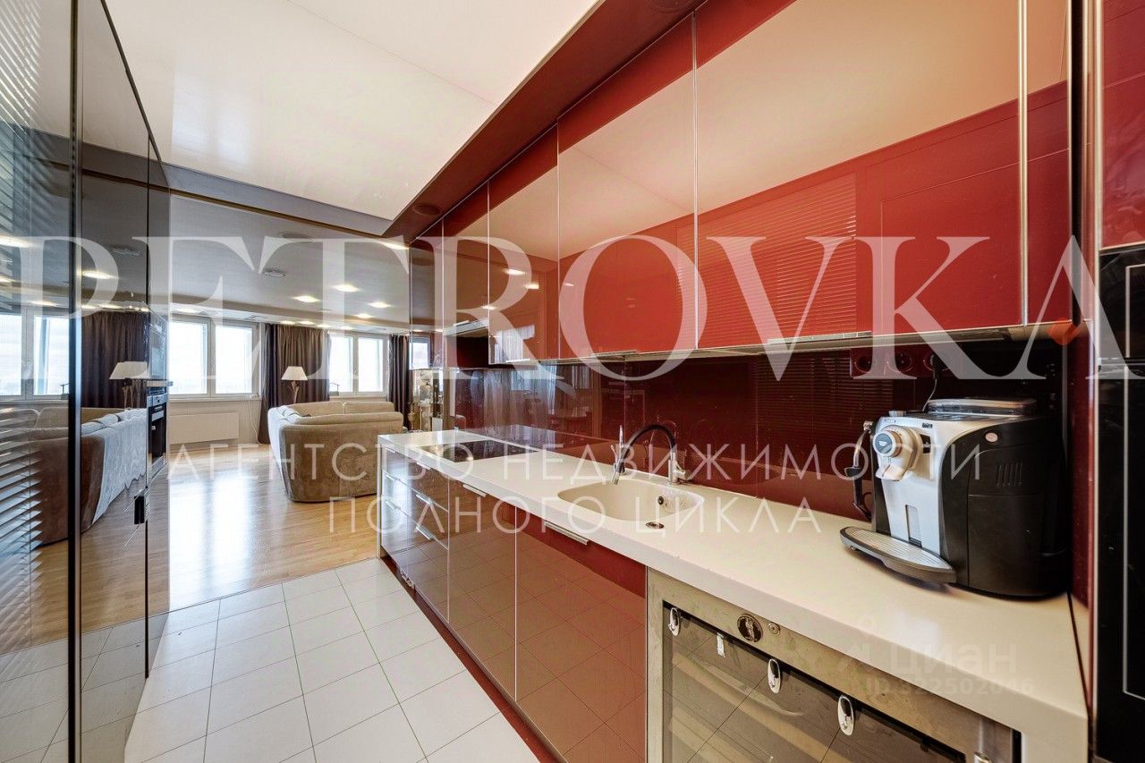 Продажа 4-комн квартиры на вторичном рынке Ходынский бульвар, 5к4