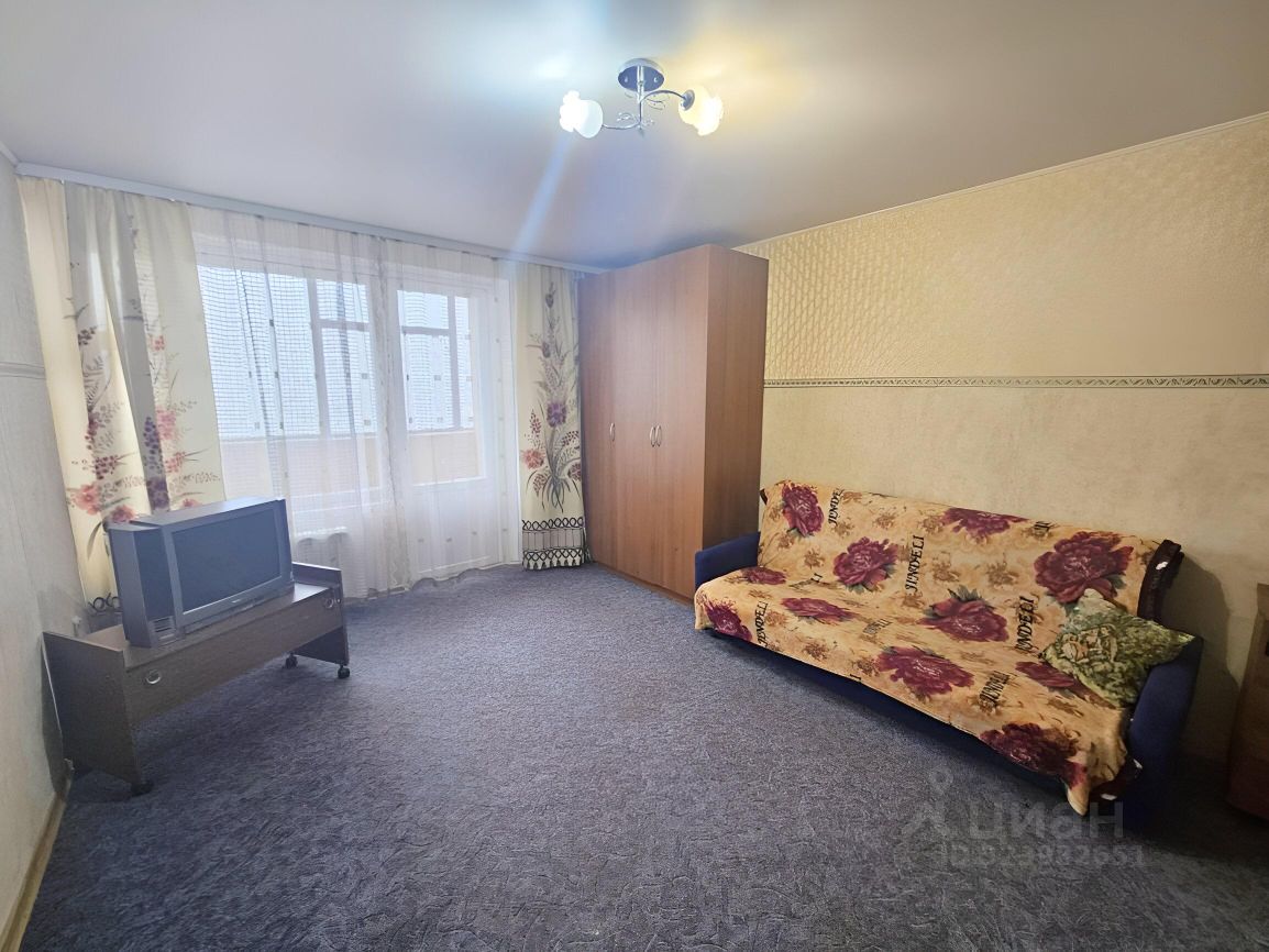 Аренда 1-комн квартиры на вторичном рынке Видное, проспект Ленинского Комсомола, 23к1