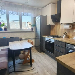 Продажа 2-комн квартиры на вторичном рынке Кузнецова пр-кт,  д. 25,  к. 1